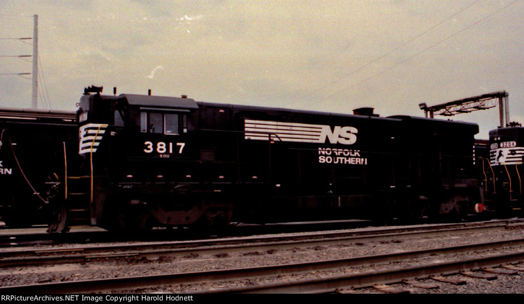 NS 3817